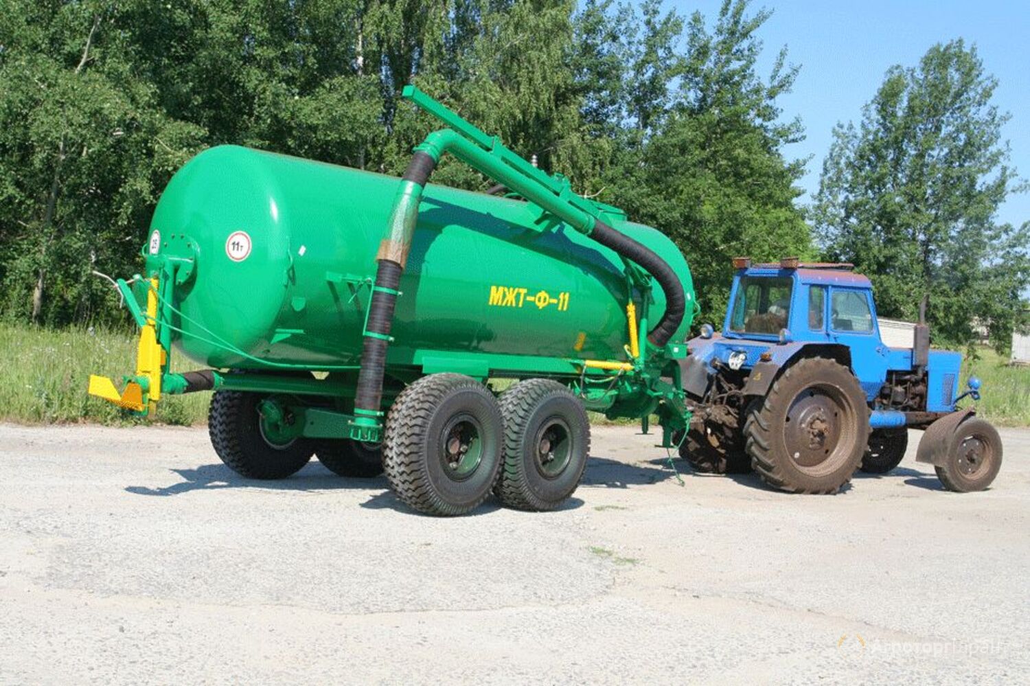 Машины для внесения жидких удобрений: виды, подбор и аренда